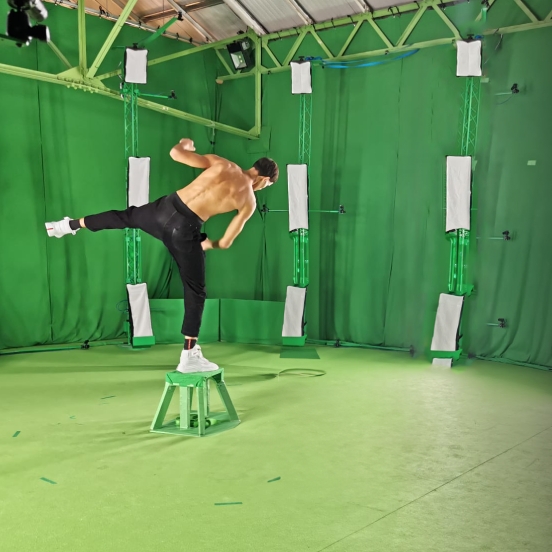 Voluemetric Video Capture Cage Model during a Voluemetric Video Capture session